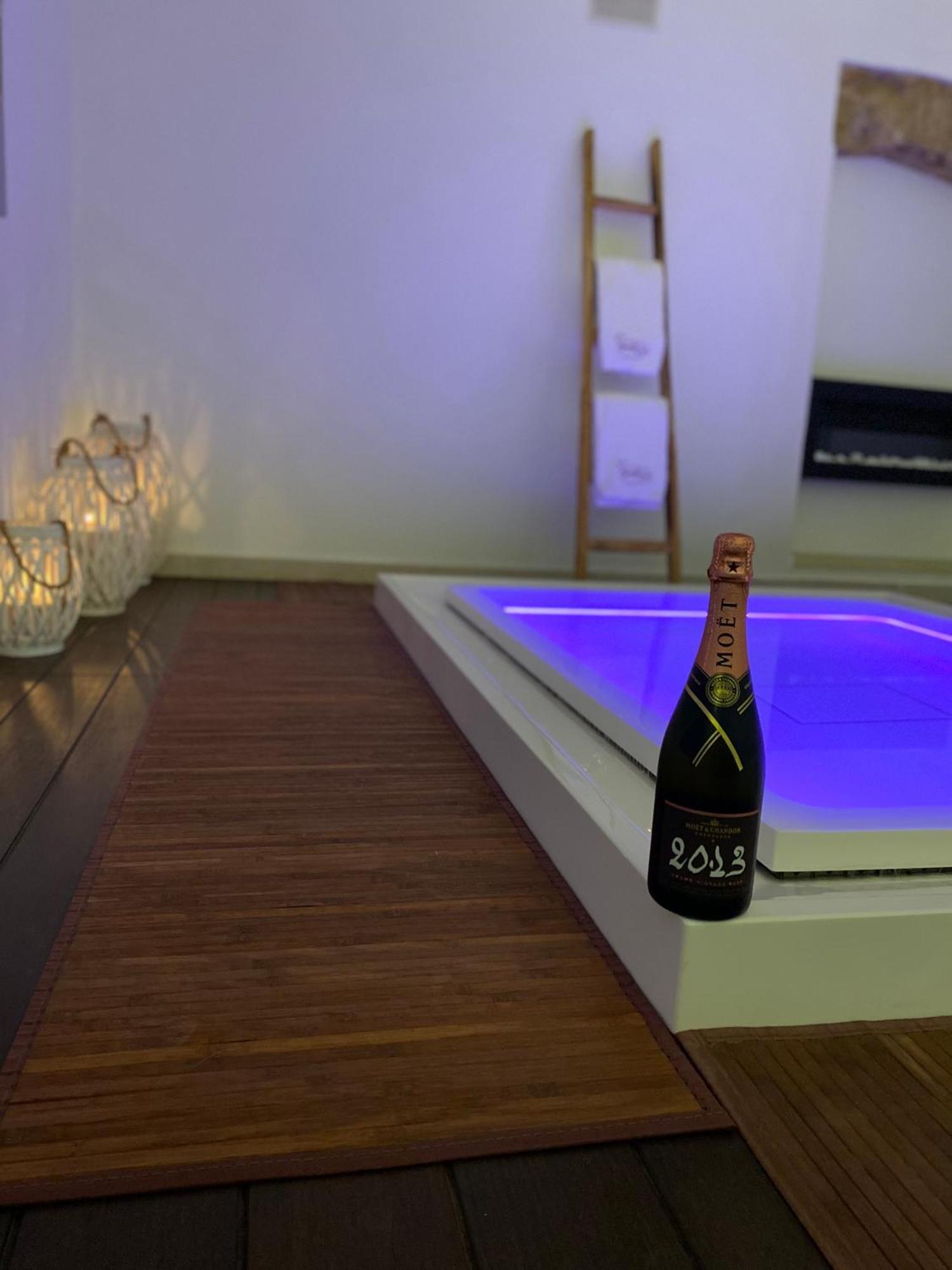 Suite87 メザーニェ エクステリア 写真